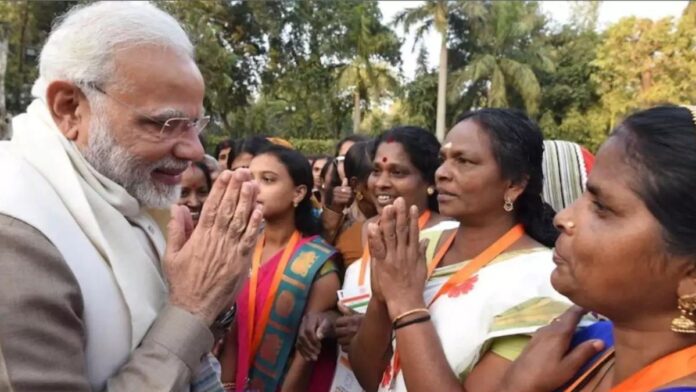 Government Schemes: The Modi government is giving 6000 rupees to women.